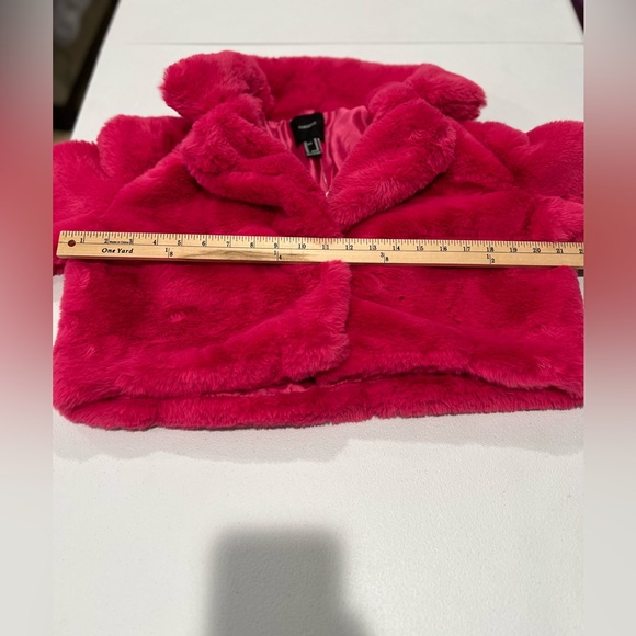 Forever 21 PINK Faux Fur Cozy Jacket
Brand New Womans Size M - Picture 6 of 9